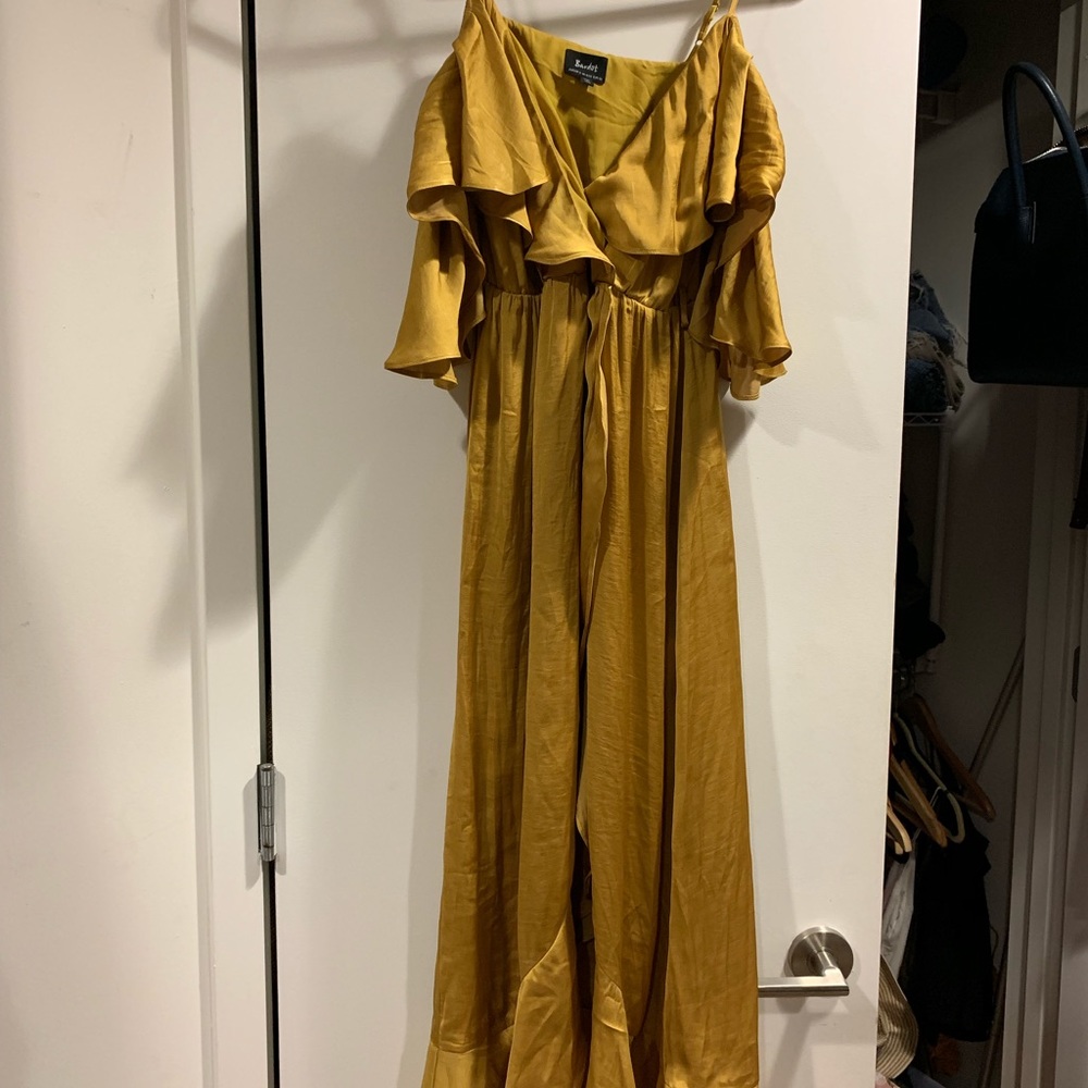 Gold off the shoulder Bardot dress